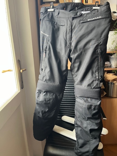 Dámská kombinéza na motorku Pharao vel. 40 - 42 (44-46) - 7