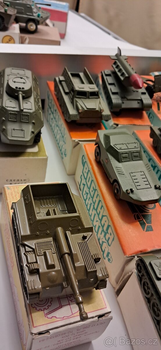 Modely sovětské vojenské techniky - 7