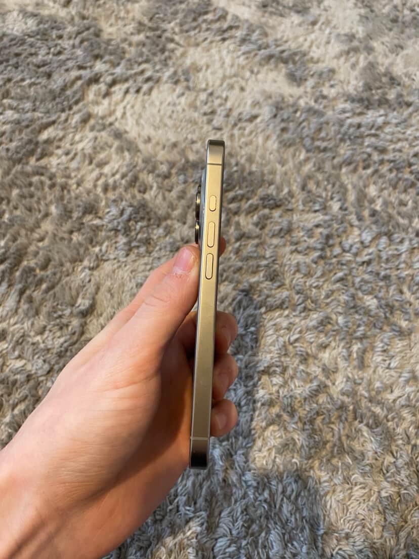 Apple iPhone 16 PRO 256GB - 7