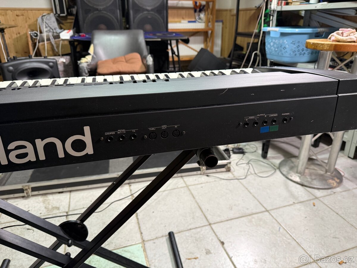ROLAND RD 500 - 7