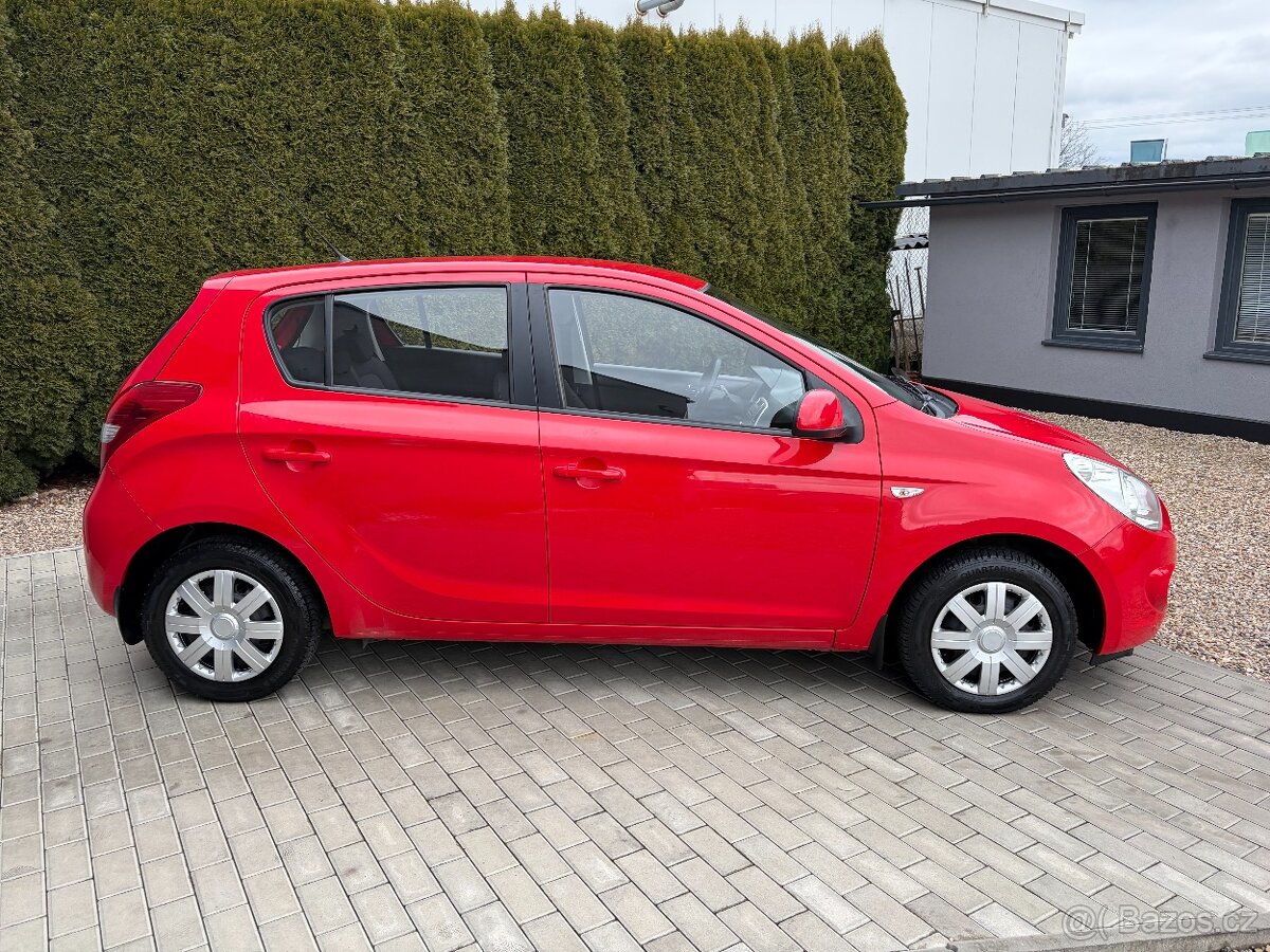 Hyundai i20 1.2i 57KW, Po 1. Majiteli - 7