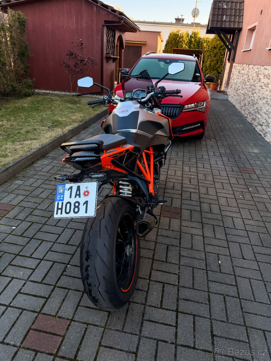 KTM Super Duke 1290 GT - 7