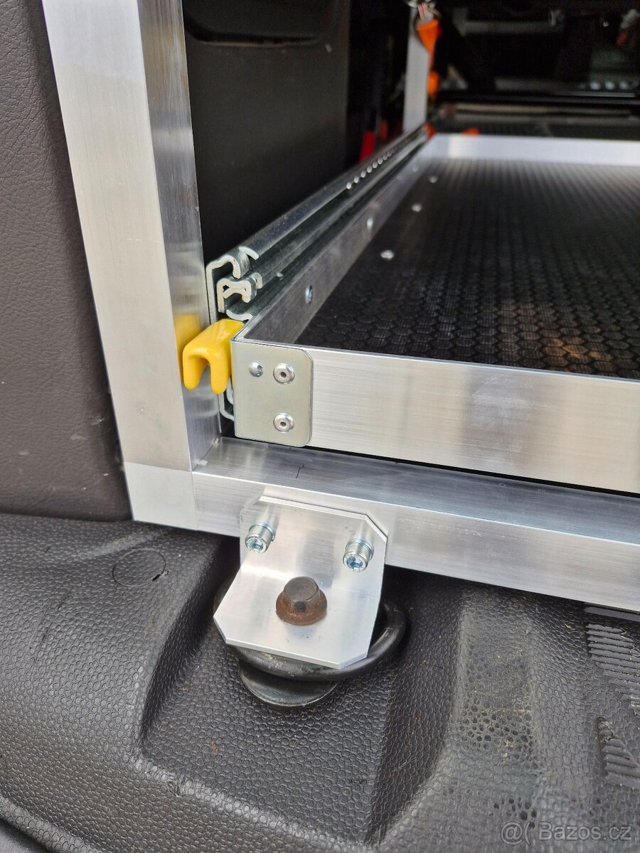 Spací vestavba Ford Tourneo/Transit custom - 7