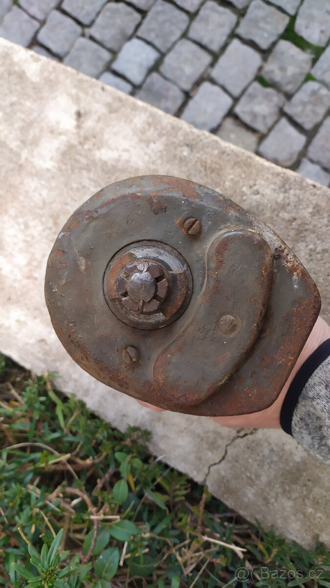 Dynamo Tatra Praga Aero Bosch J 60/6 900 - 7