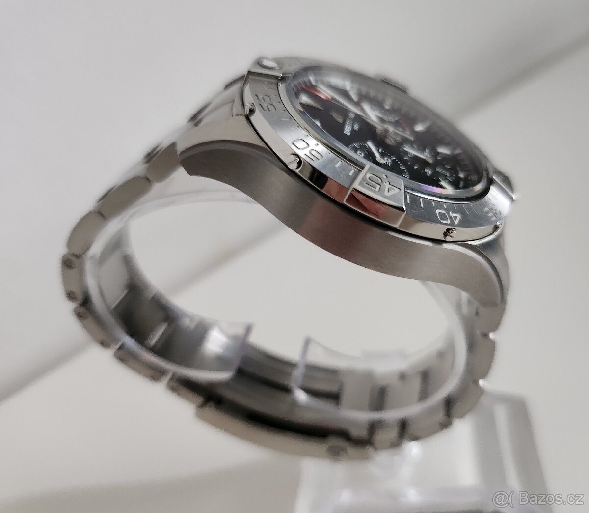 Breitling Avenger B01 Chronograph 44, AB0147101B1A1, 2025 - 7