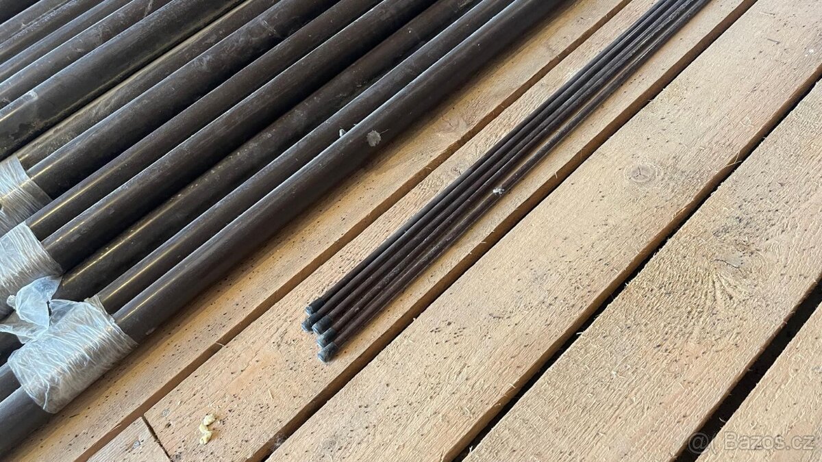 pletivo poplastované hnědé 180cm, sloupky a příslušenství - 7