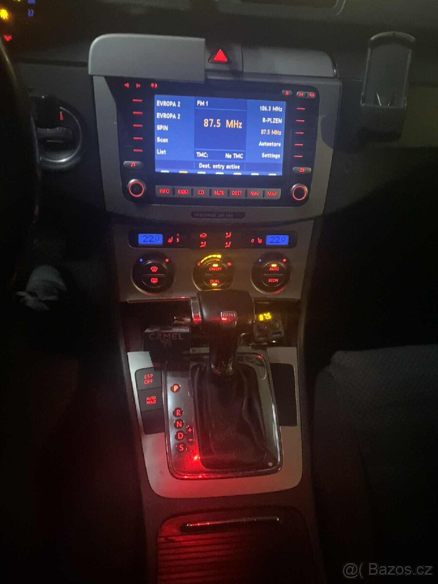 Volkswagen Passat b6 2.0 TDI 125kw - 7