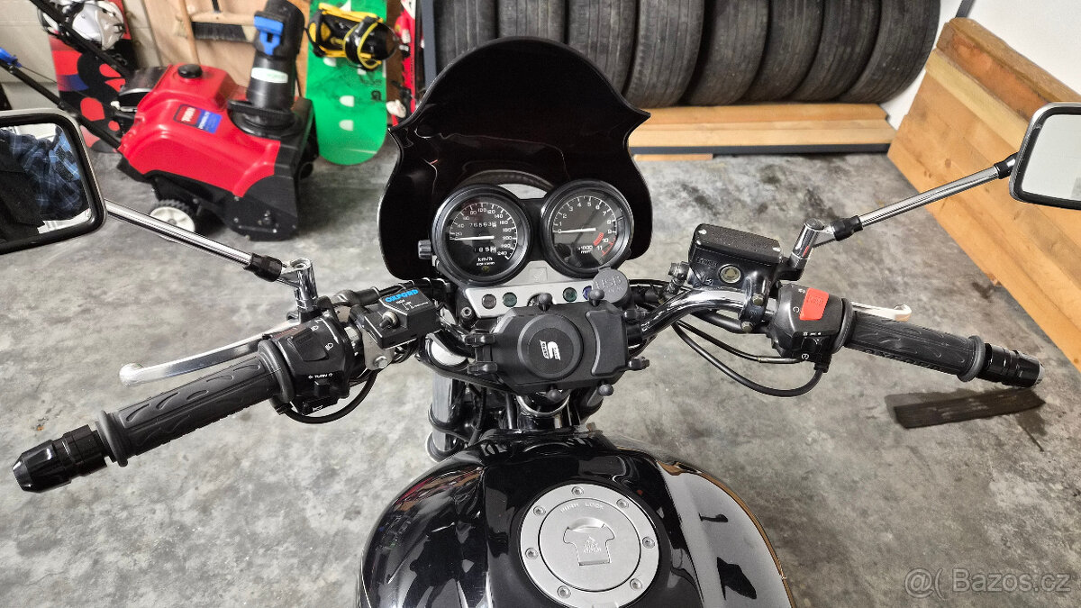 Honda CB 750 Nighthawk - 7