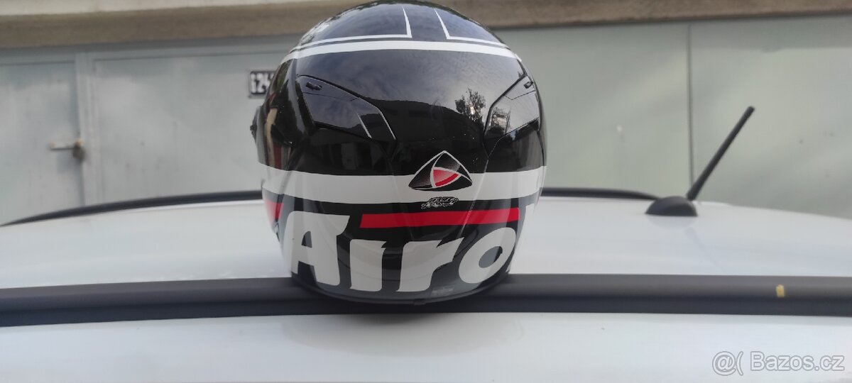 Airoh karbon vel L - 7