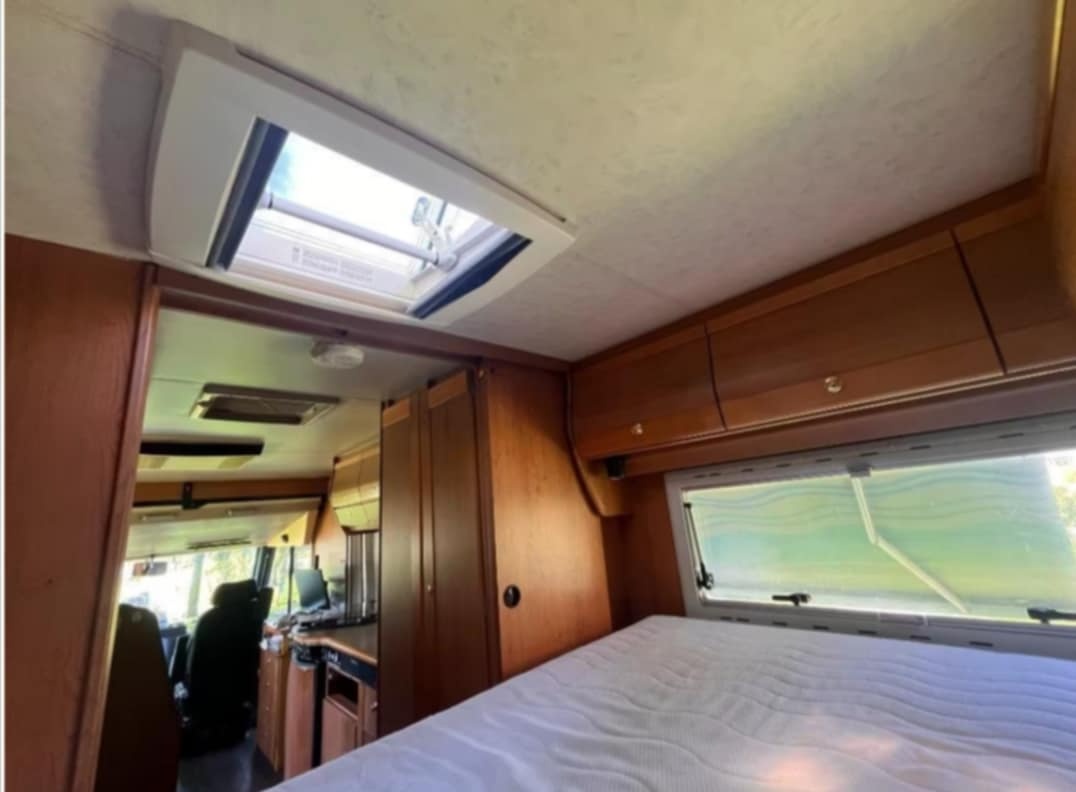 Fiat Ducato Dethleffs; garáž 6 míst - 7