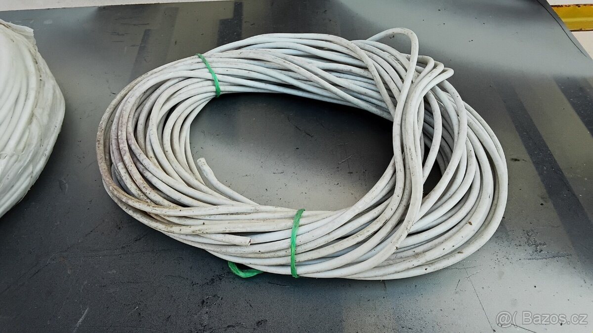 Měděné kabely různé délky. - 7