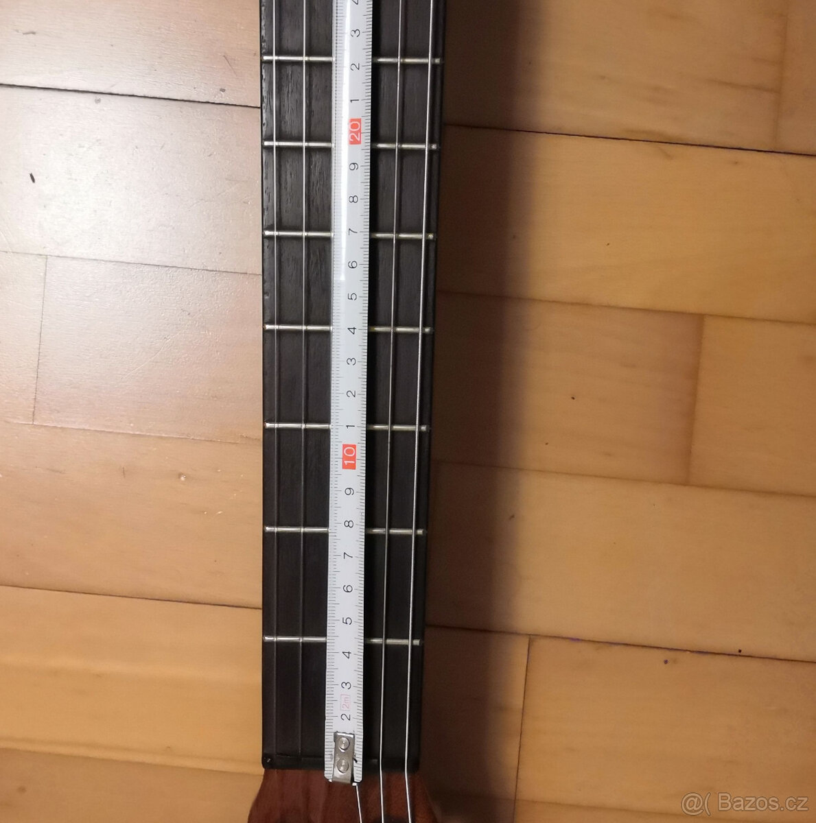 Akustická kytara Höfner Anno k táboráku - 7