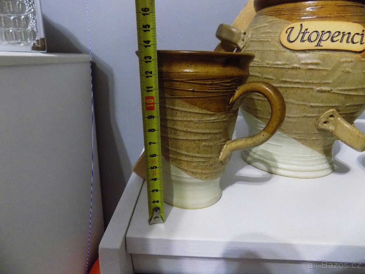 KRÁSNÁ KERAMICKÁ SOUPRAVA - 7