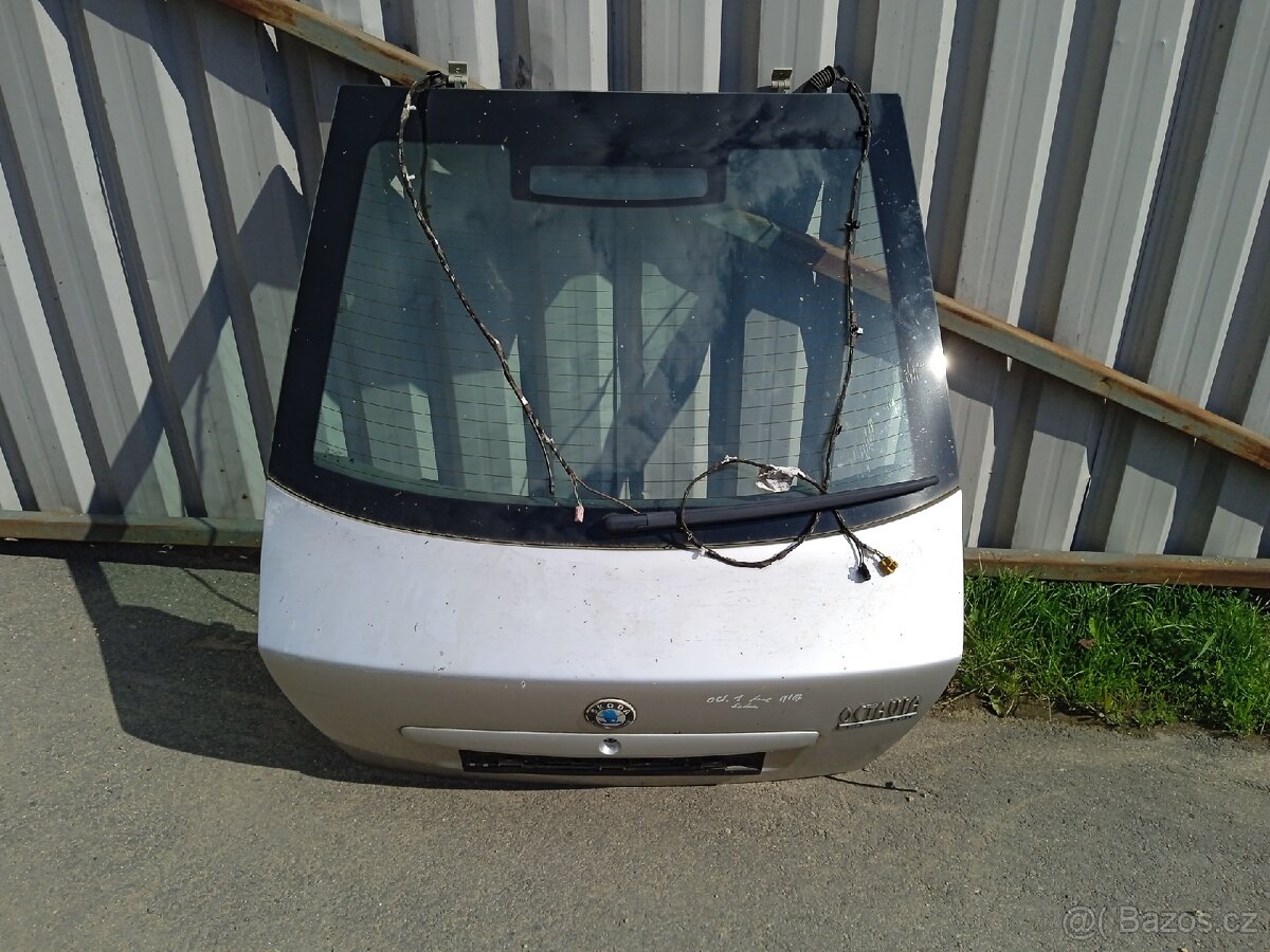 Páté dveře Octavia 1 sedan facelift. - 7