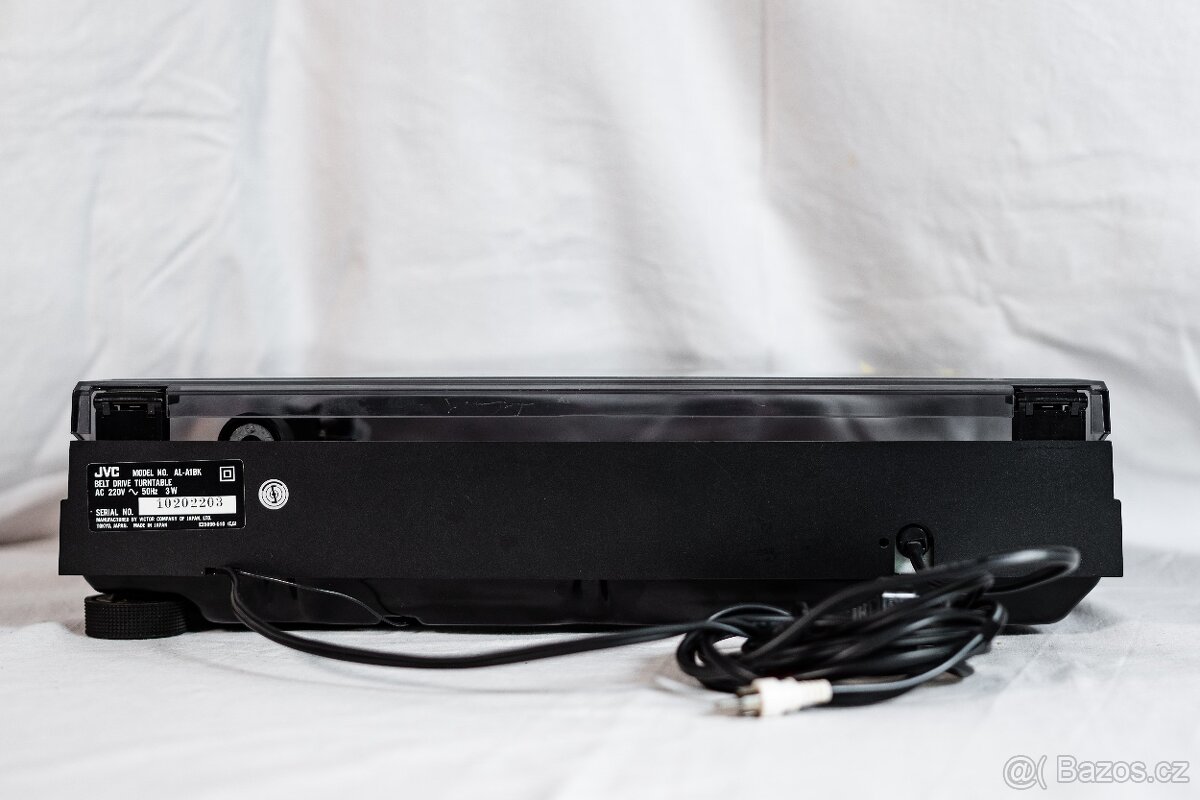 Gramofon JVC - 7