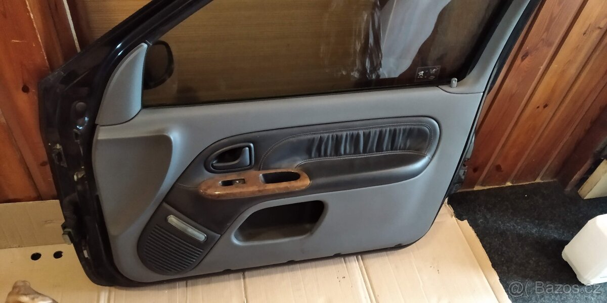 Renault Clio II dveře pravé i levé kompletní - 7