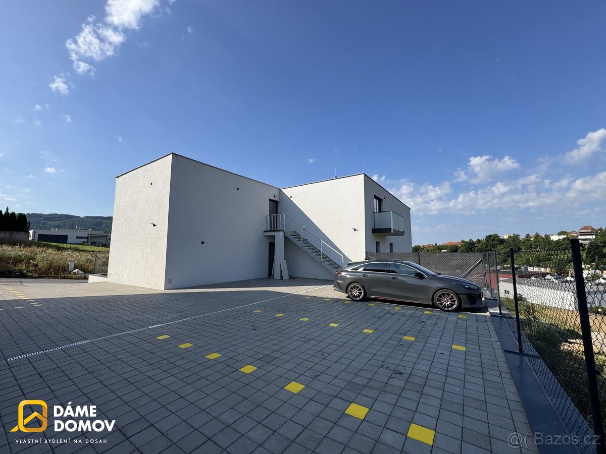 Pronájem bytu 1+kk 33 m², Zlín - Prštné, ev.č. 02348 - 7