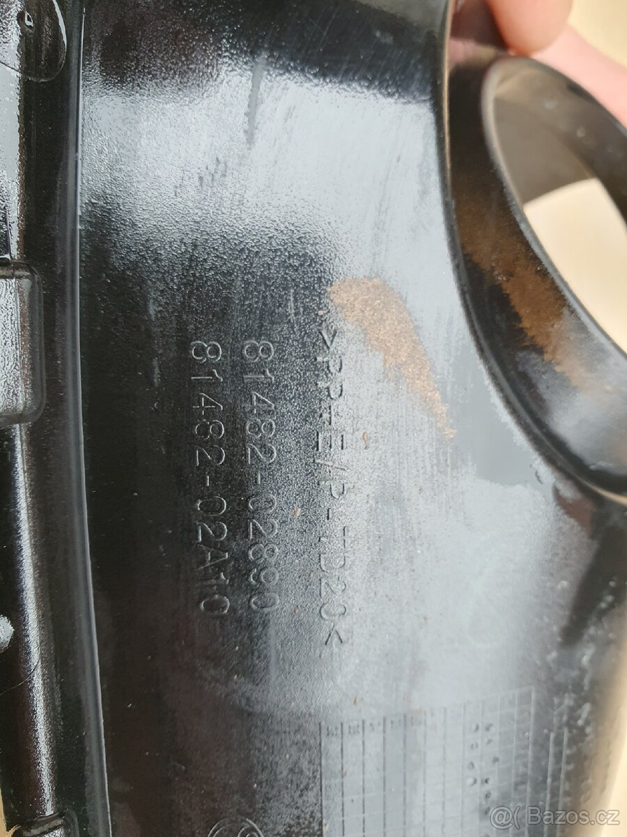 Corolla E21 doraz kapoty - 7