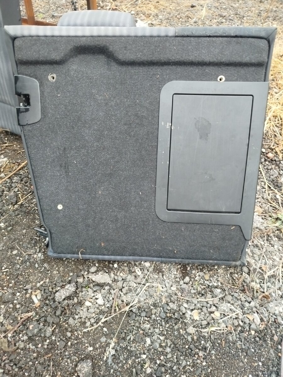 Komplet zadní sedačky BMW E87 - 7