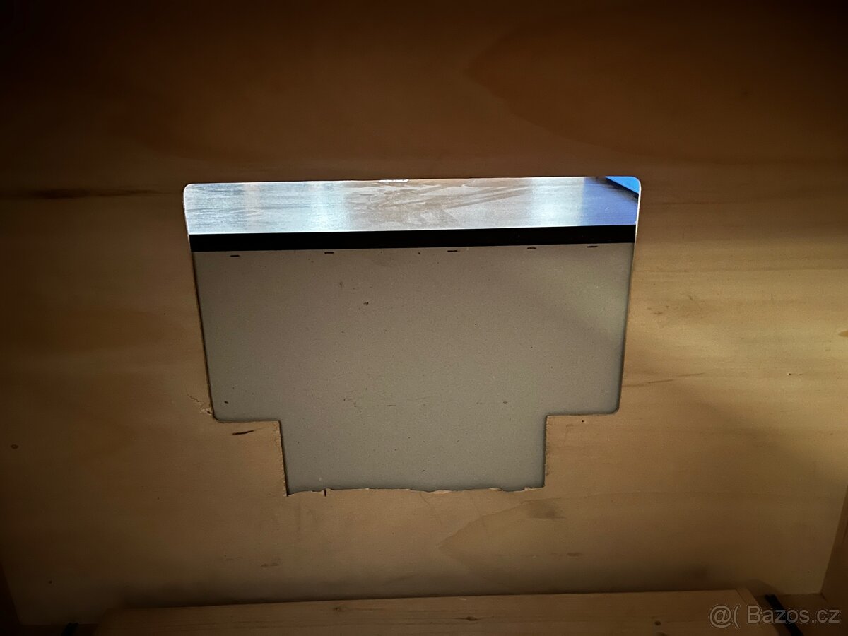 Dřevěná skříňka - 7