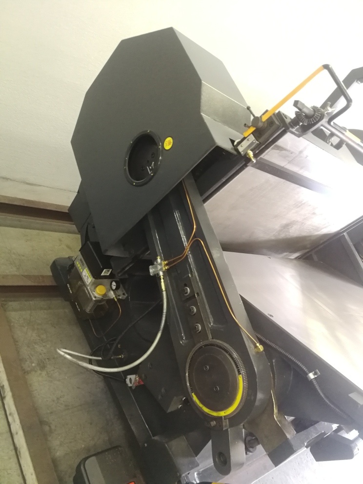 Výsekový príklop ML 1040 - 7