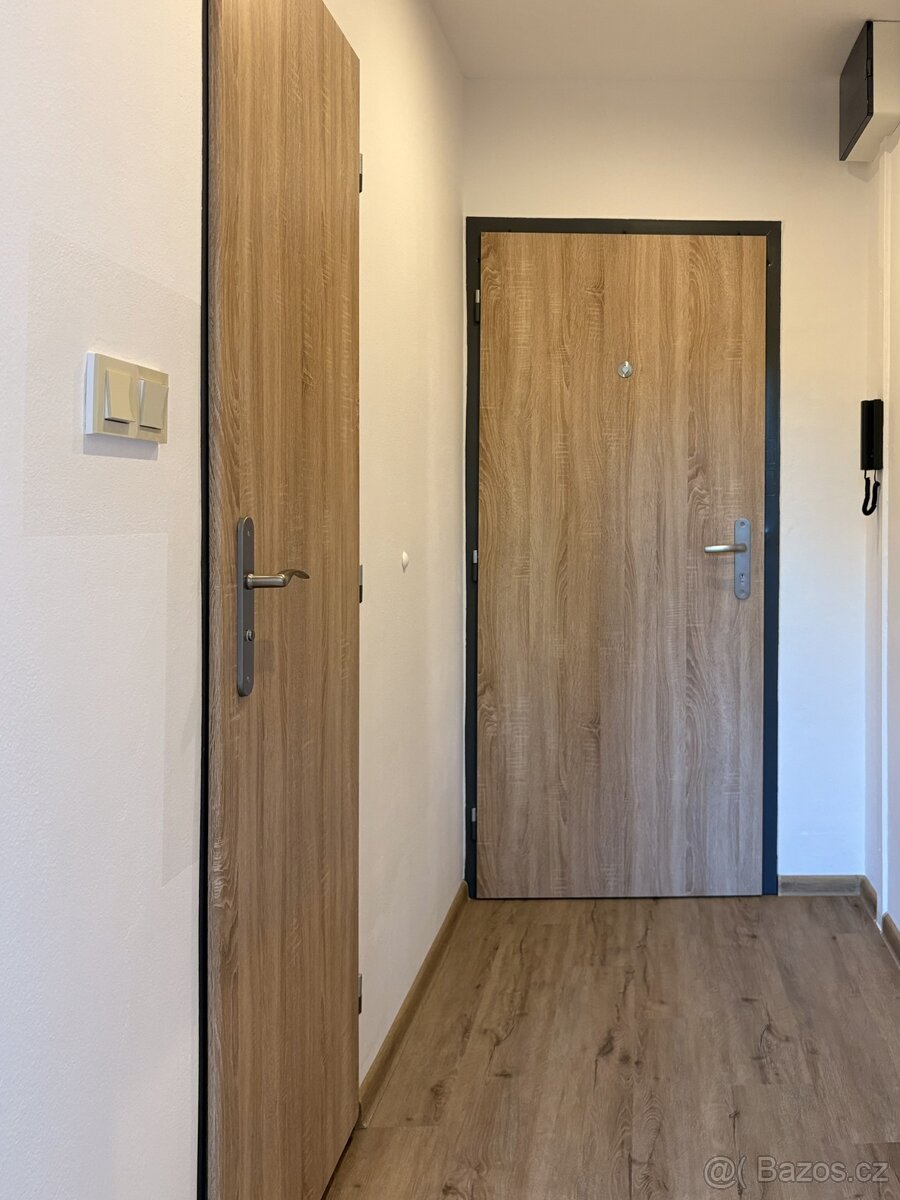 Prodám klidný byt 1+1 s lodžií po rekonstrukci, Šumperk - 7