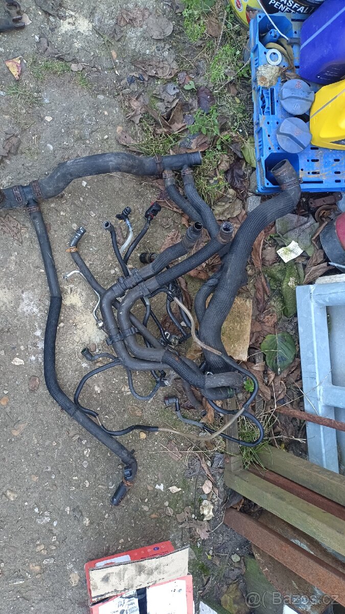 Dily z motoru Renault Trafic II 2.0dci 84kw 115ps 215tis - 7