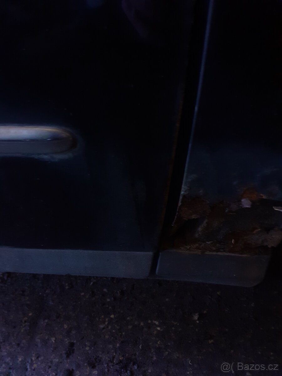 Vw passat 2,0tdi B6 - 7