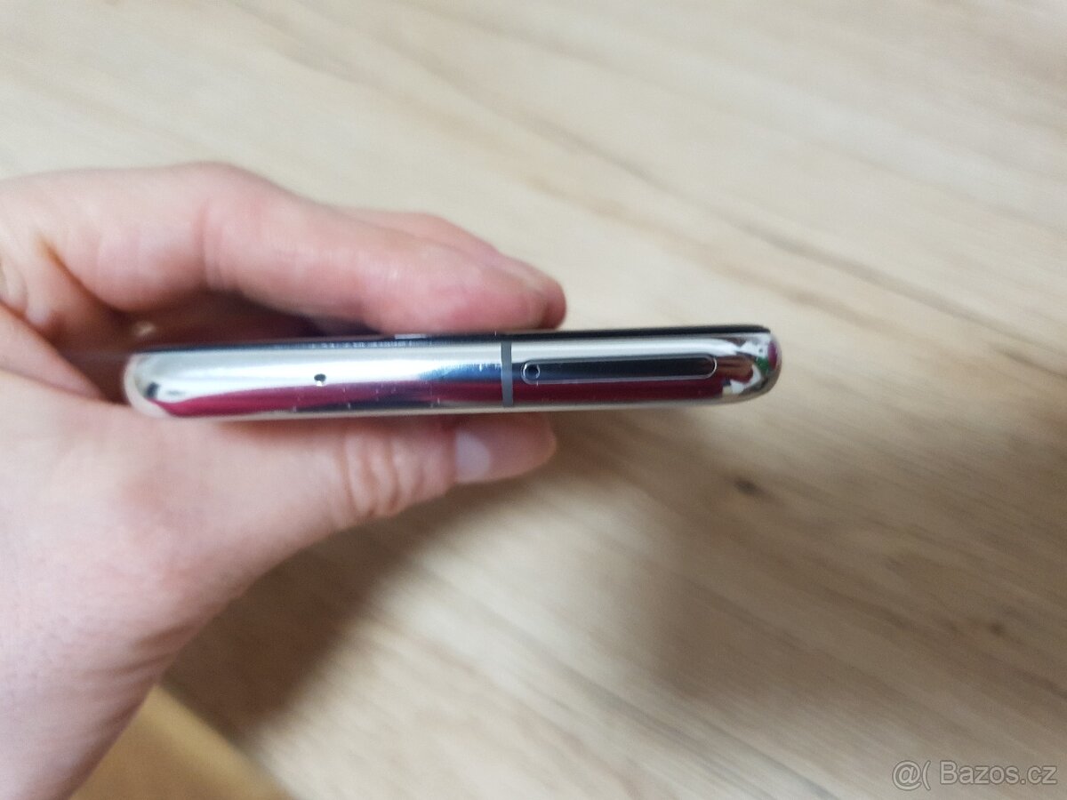 Samsung galaxy S10e - 7