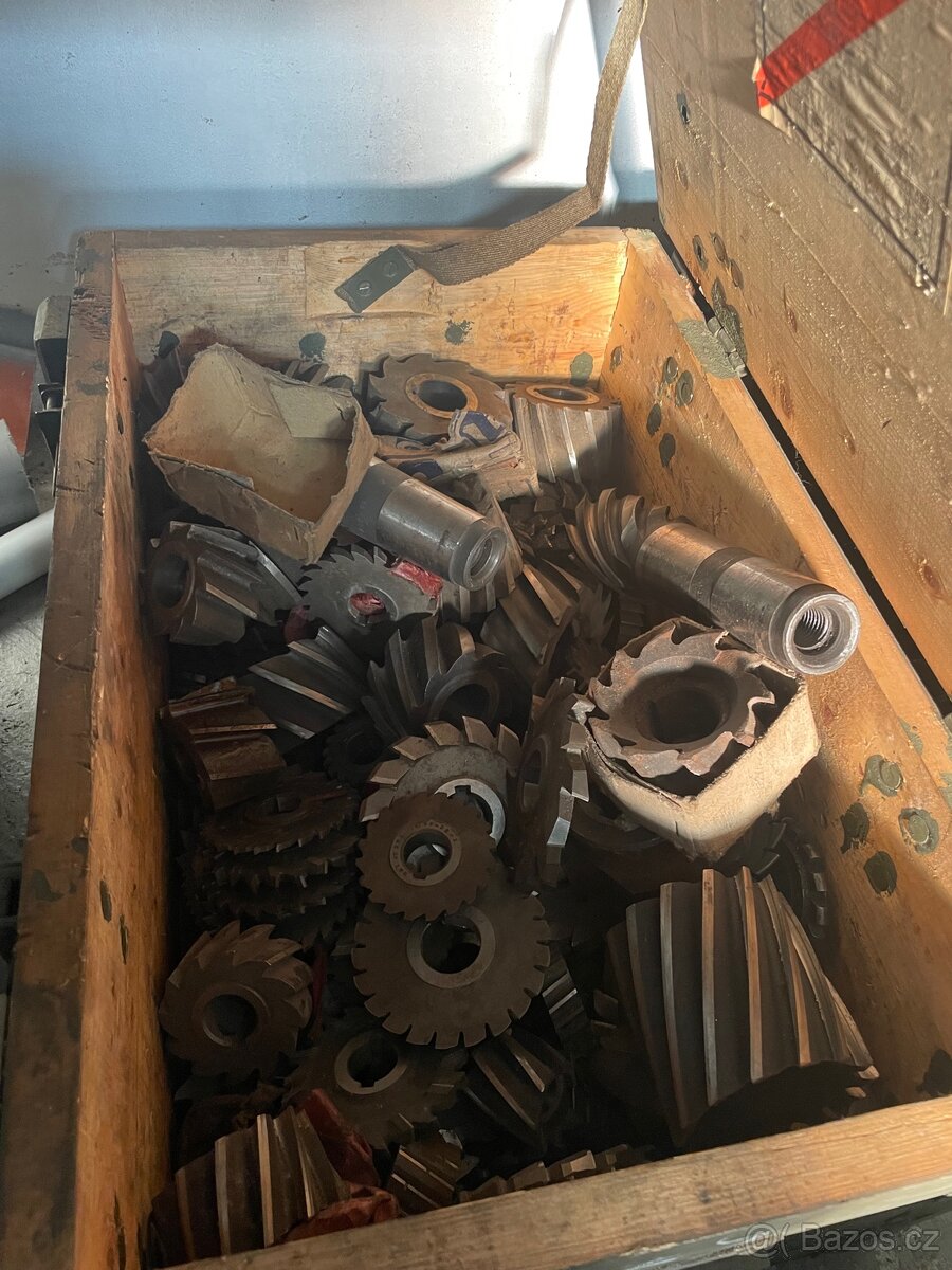 Vrták freza frezka - 7