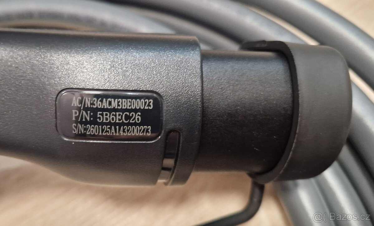NABÍJECÍ KABEL Elektromobilů 22 kW - 7