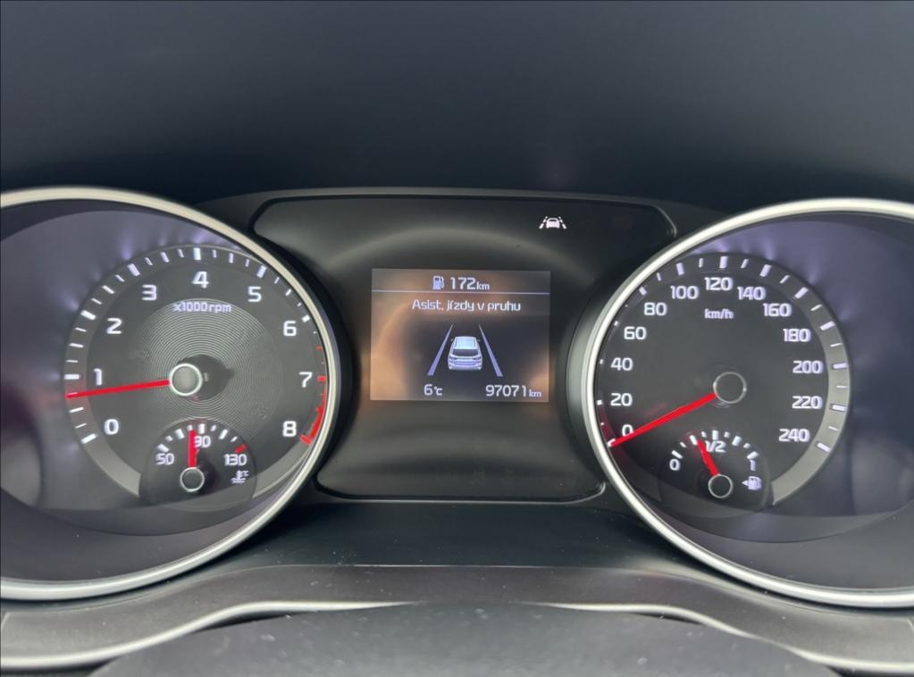 Nabízíme Kia Ceed 1,4 i,Cool,původ ČR,1.maj,DPH - 7