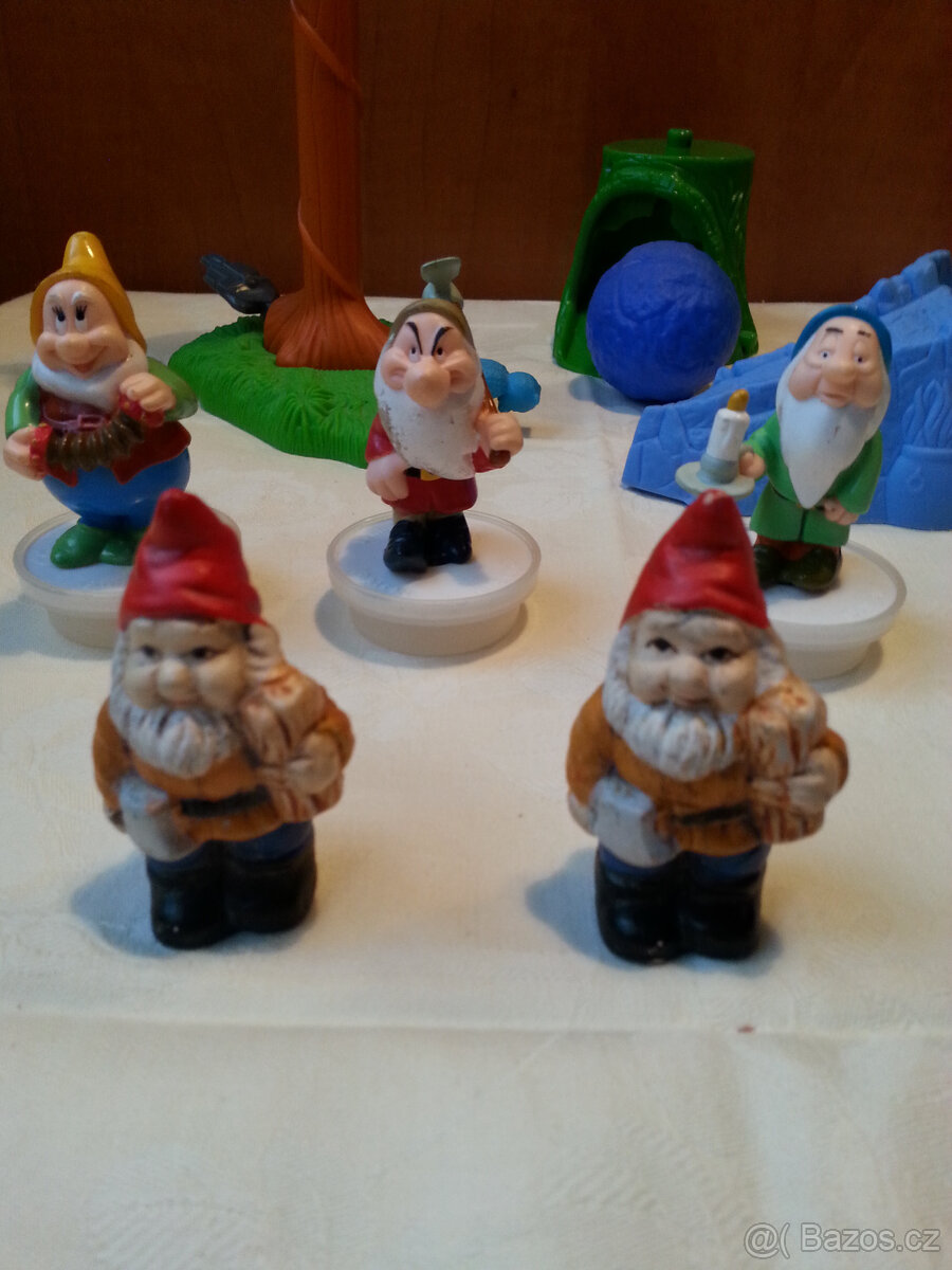retro hračky - fiigurky a trpaslíci - 7