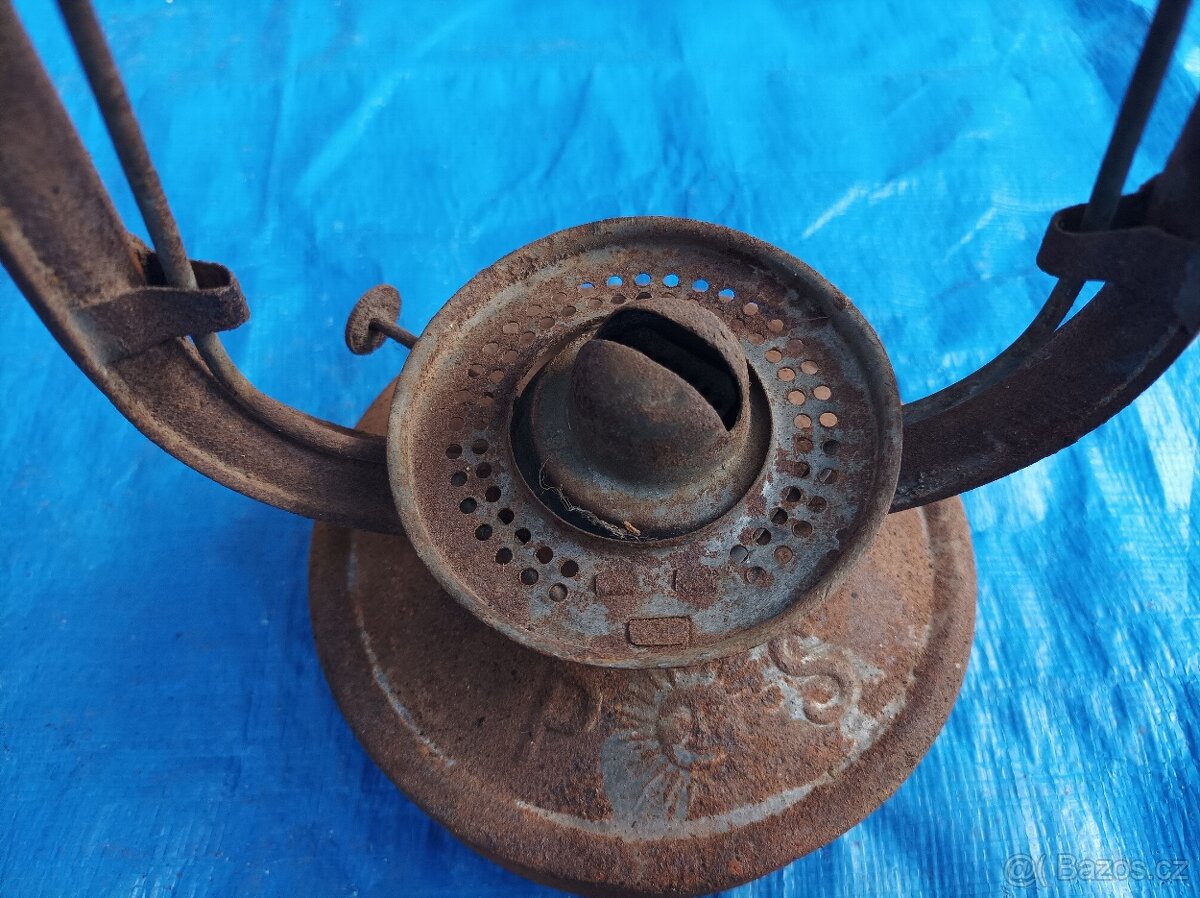 Stará petrolejová lampa PS - 7