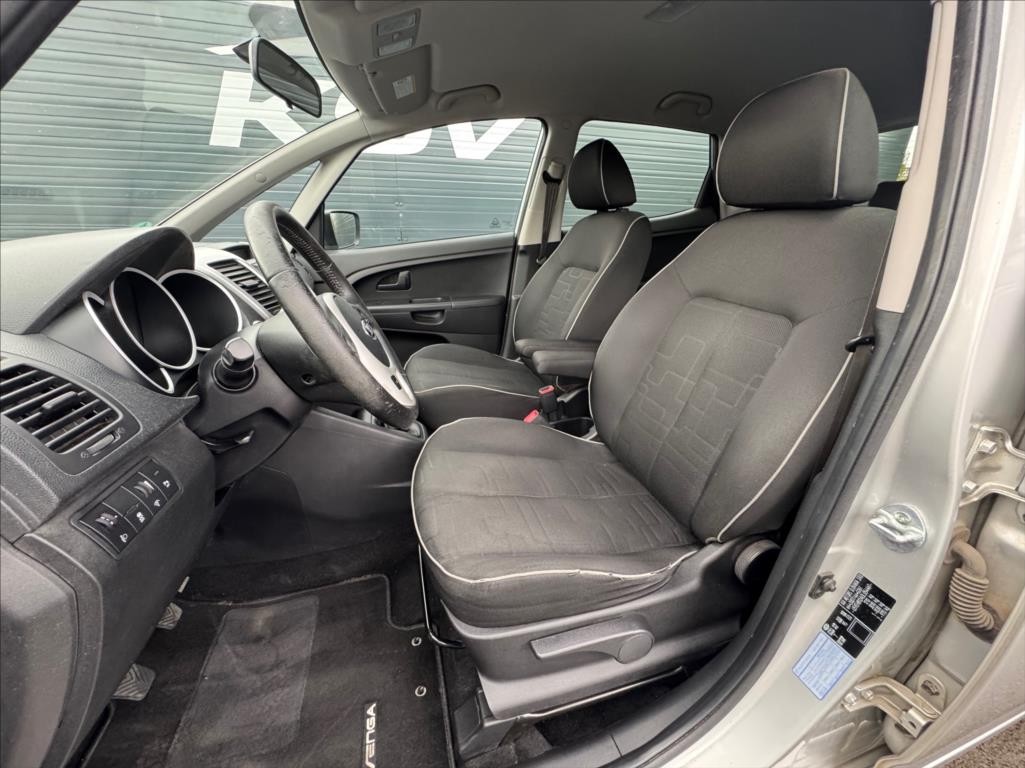 Kia Venga 1,6 (2013) - 7