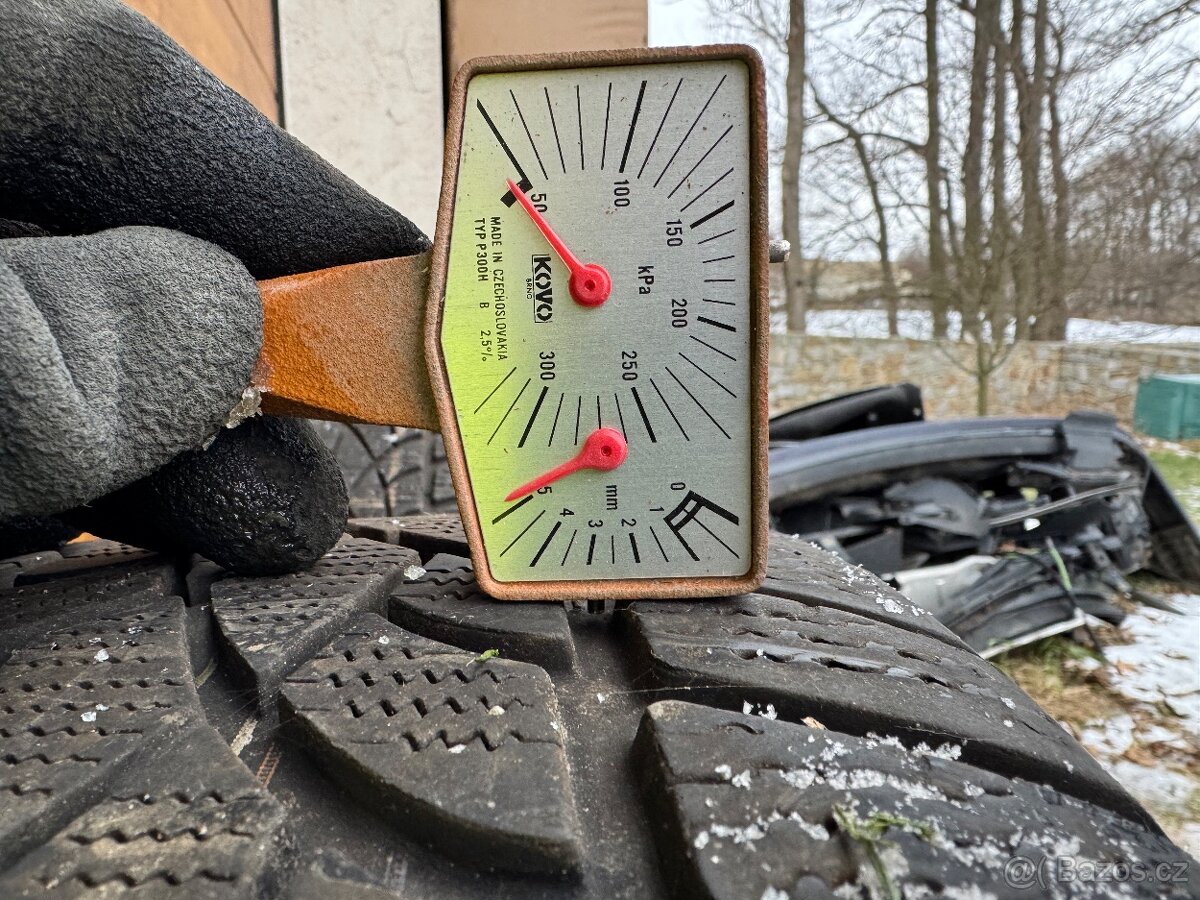 Sada Alu kol Audi A8 D4 - 7