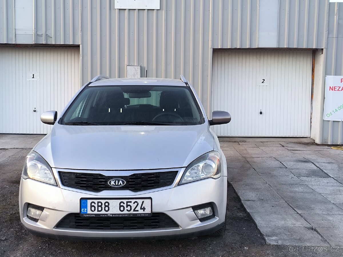 Kia Ceed combi, 1,6i benzín – pronájem - 7