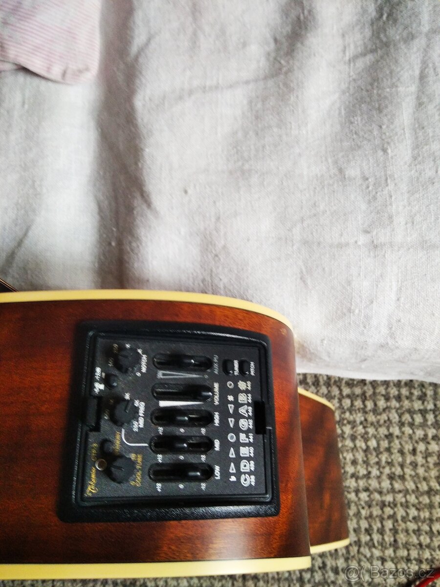 El.ak. 12 GRETSCHE + el.ak. Takamine CP3DCOV - 7