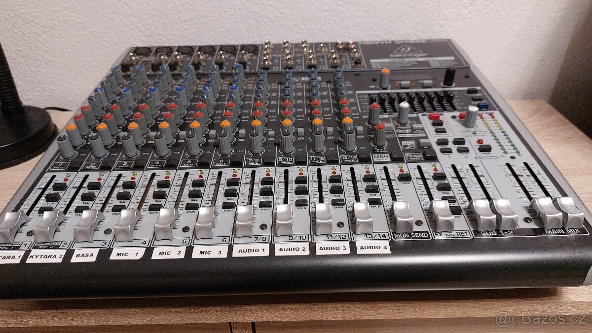 Mixážní pult - 7