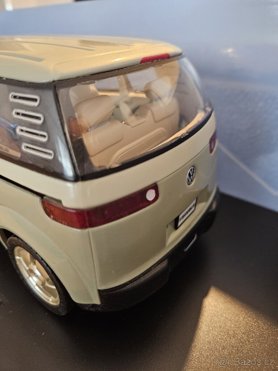VW Microbus Concept - 1:18, Revell 08431 - 7