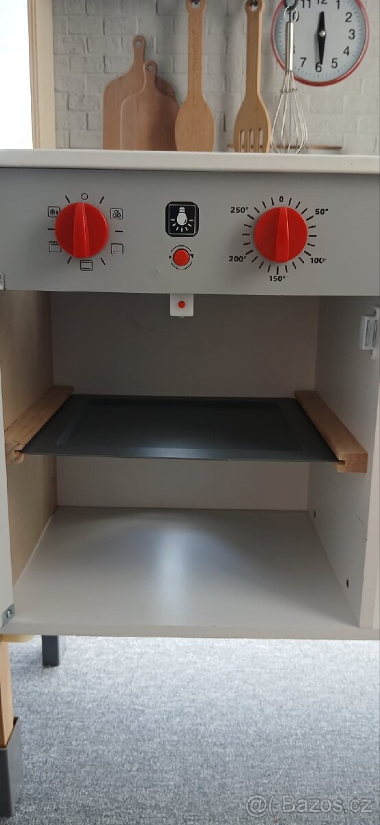 Dětská dřevěná kuchyňka s příslušenstvím - 7