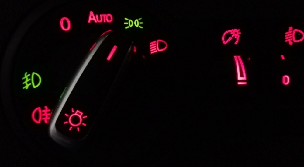 Volkswagen Spínač světel 1K0941431A. - 7