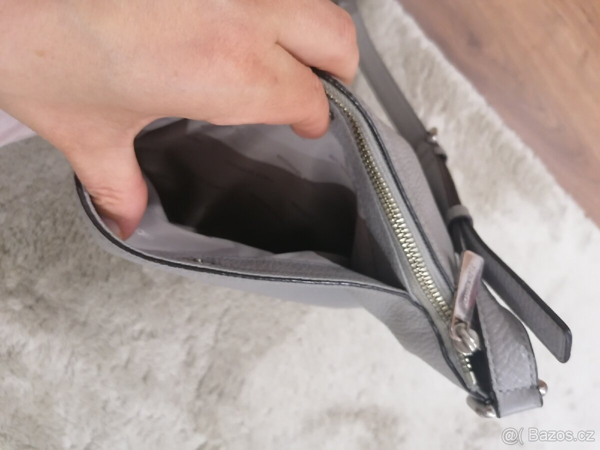 Kožená crossbody kabelka Michael Kors - 7