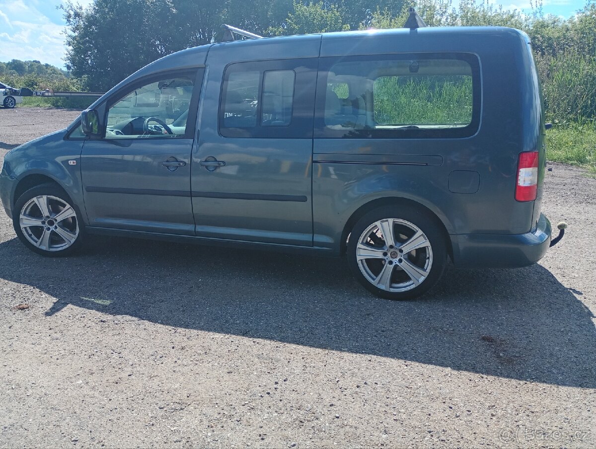 Prodám VW Caddy Maxi 1.9 TDI DSG - 7