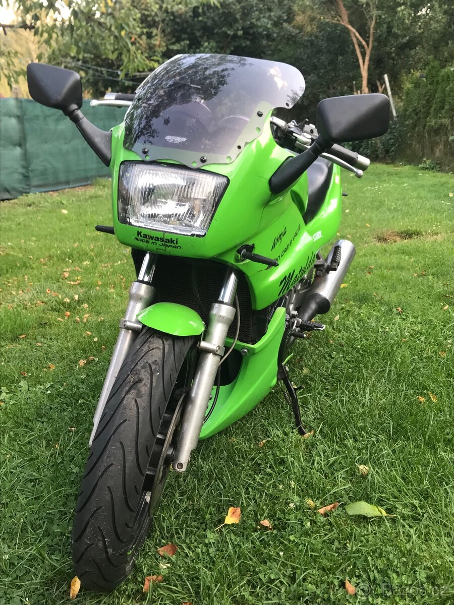 Kawasaki gpz500s - 7