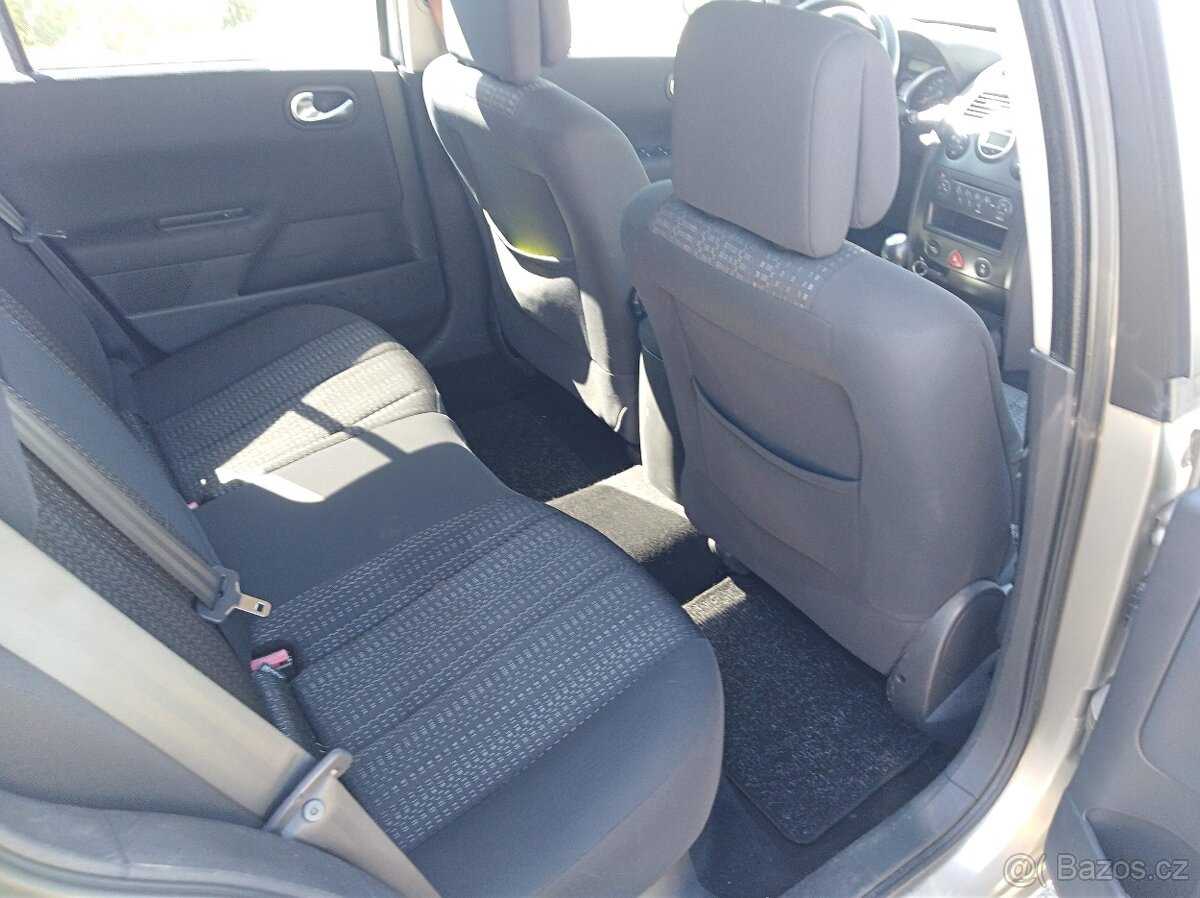Renault Megane kombi 1,5 DCI 74kw - 7
