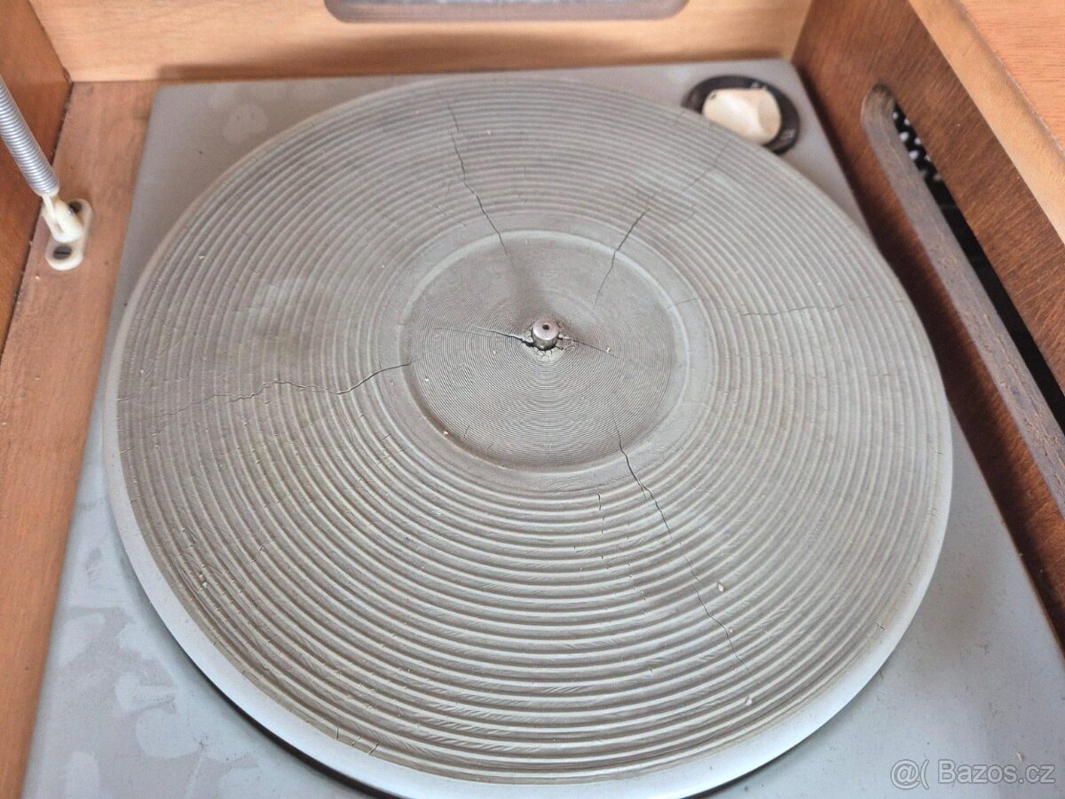 Gramofon rádio Tesla Opereta 1021 A - nefunkční - 7