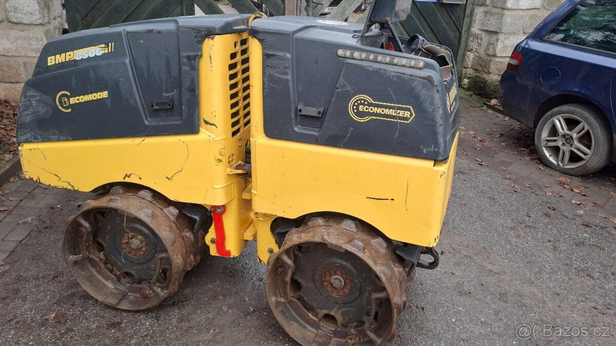 JEŽKOVÝ VÁLEC BOMAG BMP 8500 - 2016 - 7