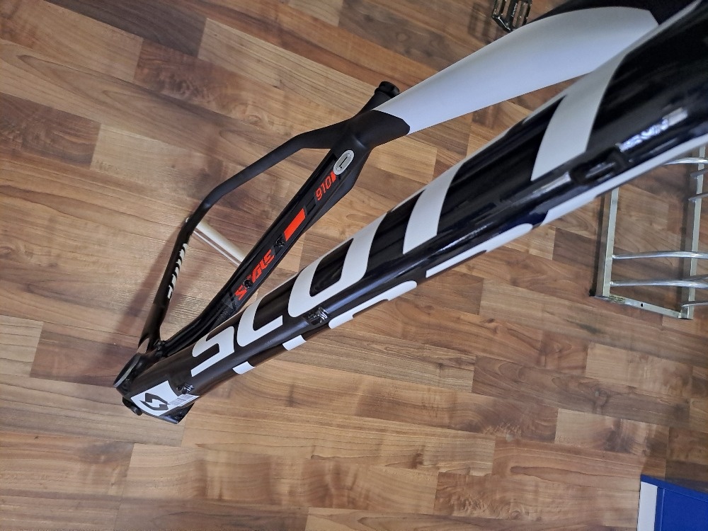 Nový nepoužitý karbonový rám Scott Scale 29er /velikost L,XL - 7