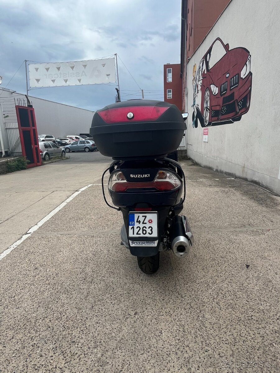 Suzuki Burgman 400 - 7